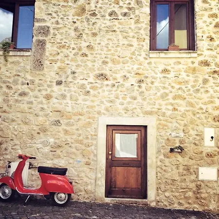 Le Pagliare Del Gran Sasso Bed and breakfast