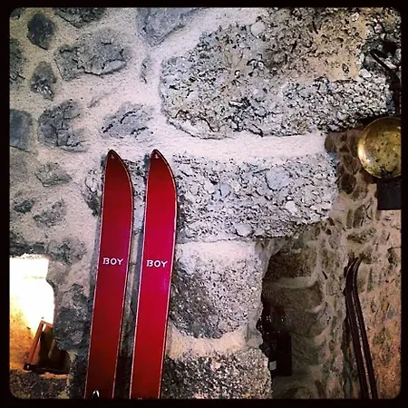 Bed & Breakfast Le Pagliare Del Gran Sasso 3*